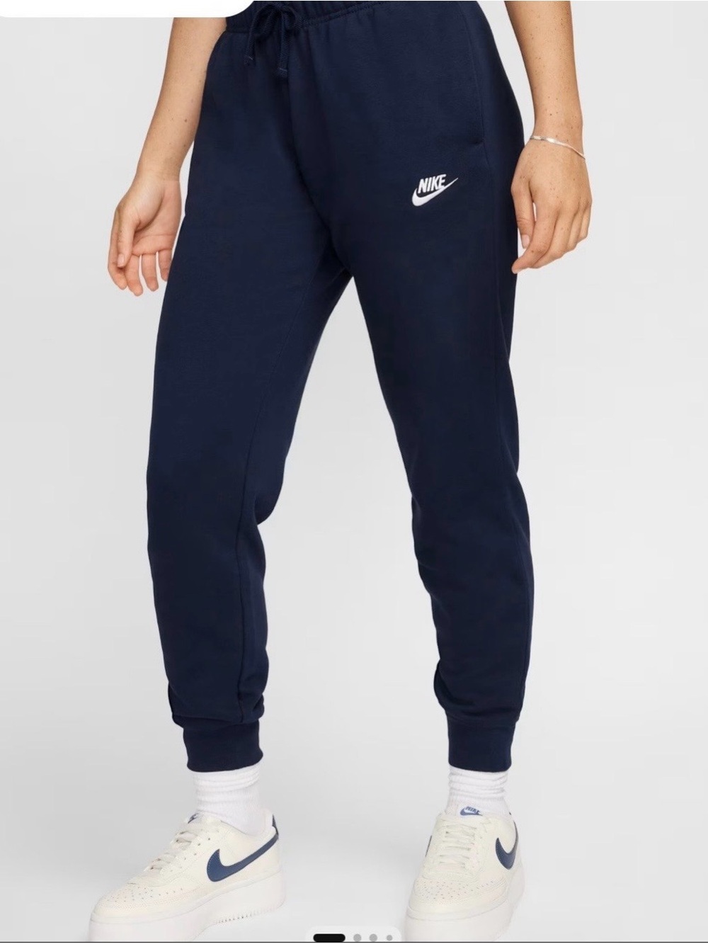 Nike Women's Navy Blue Logo Jogger Pants size S